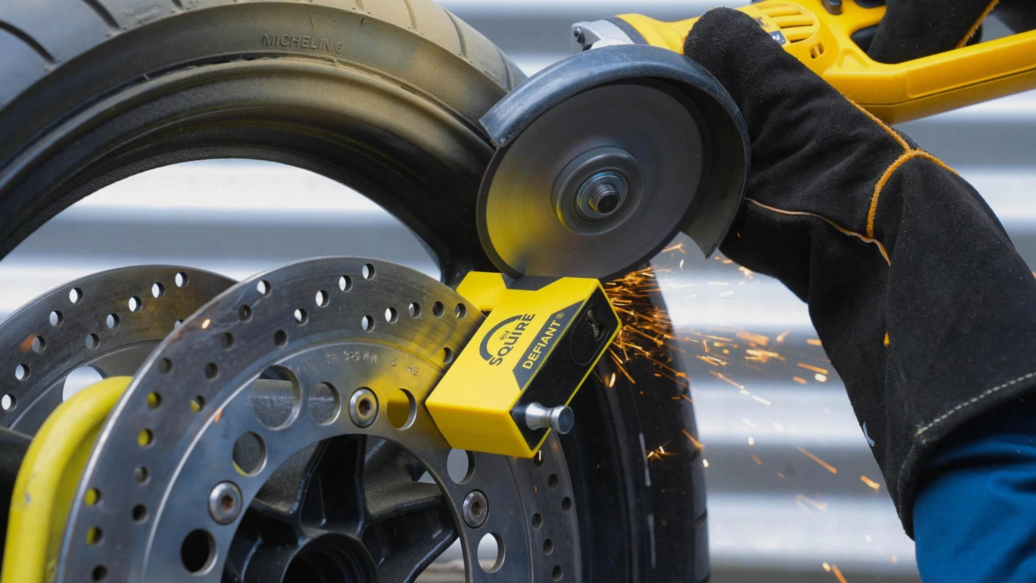 Squire Defiant Motorcycle Diamond Disc Lock 4 Squire Defiant Motorcycle Diamond Disc Lock - Image 2