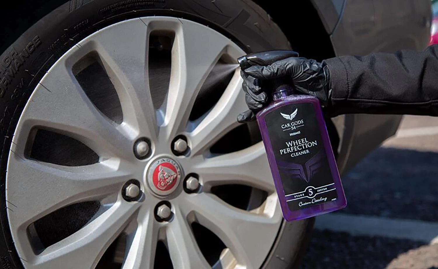 Car Gods 54 Hermes Wheel Perfection Cleaner 500ml 5 Car Gods 54 Hermes Wheel Perfection Cleaner 500ml - Image 3