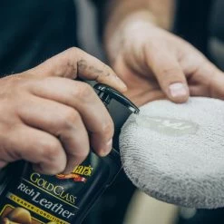Meguiars Gold Class Rich Leather Cleaner & Conditioner 400ml -Motorcycle Equipment 231931b