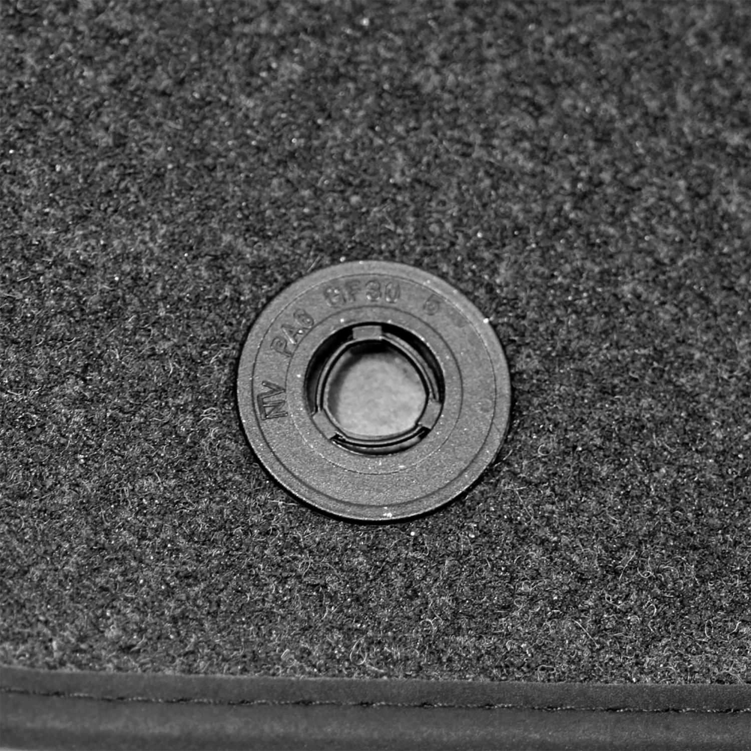 Ford Focus - Premium Mats 4 Clips (WW4095) 5 Ford Focus - Premium Mats 4 Clips (WW4095) - Image 3