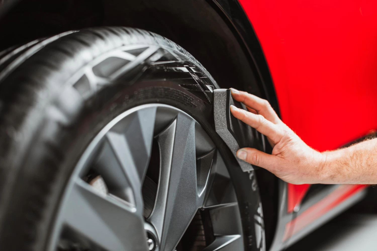 Autoglym High Performance Tyre Gel 6 Autoglym High Performance Tyre Gel - Image 4