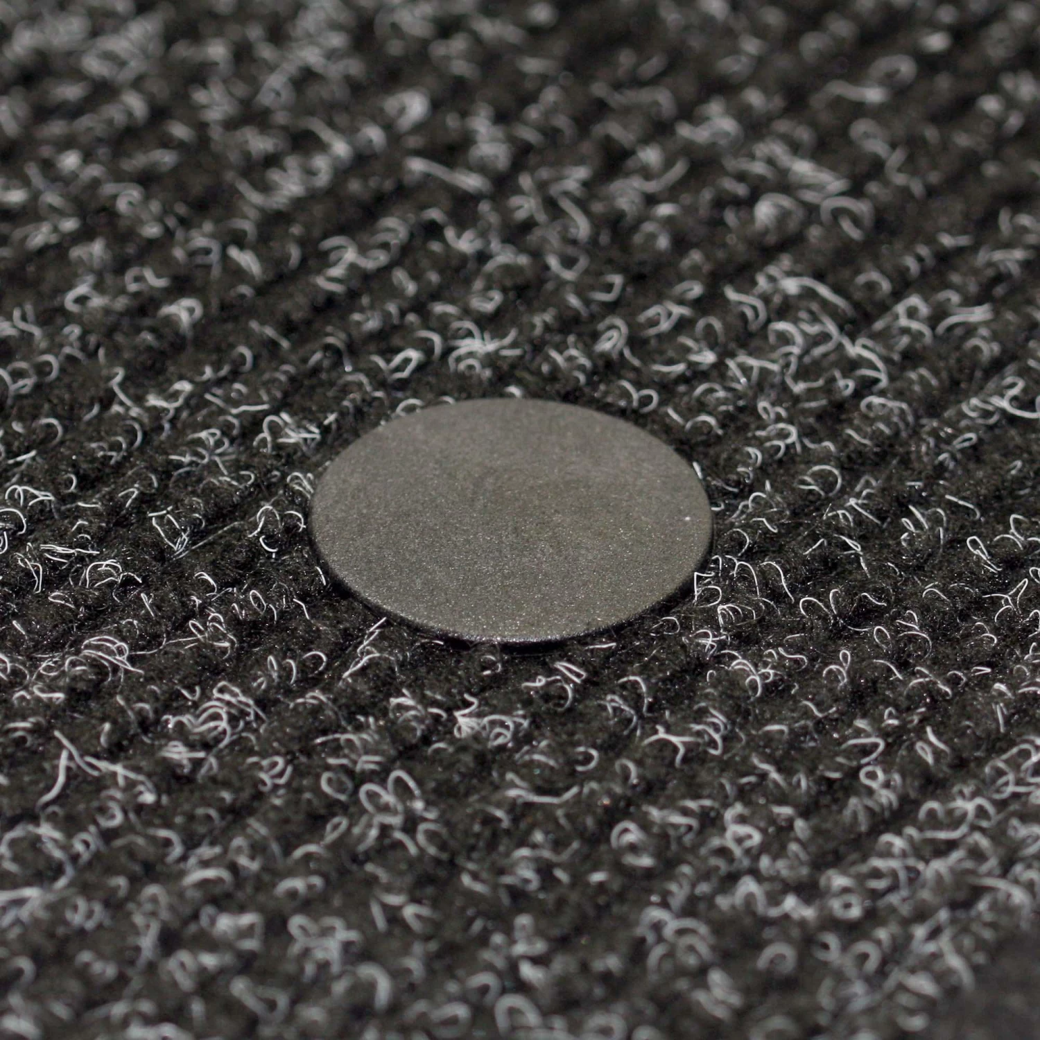 Halfords Ford Transit - Heavy Duty Carpet Van Mat 4 Clips (WW5051) 4 Halfords Ford Transit - Heavy Duty Carpet Van Mat 4 Clips (WW5051) - Image 2