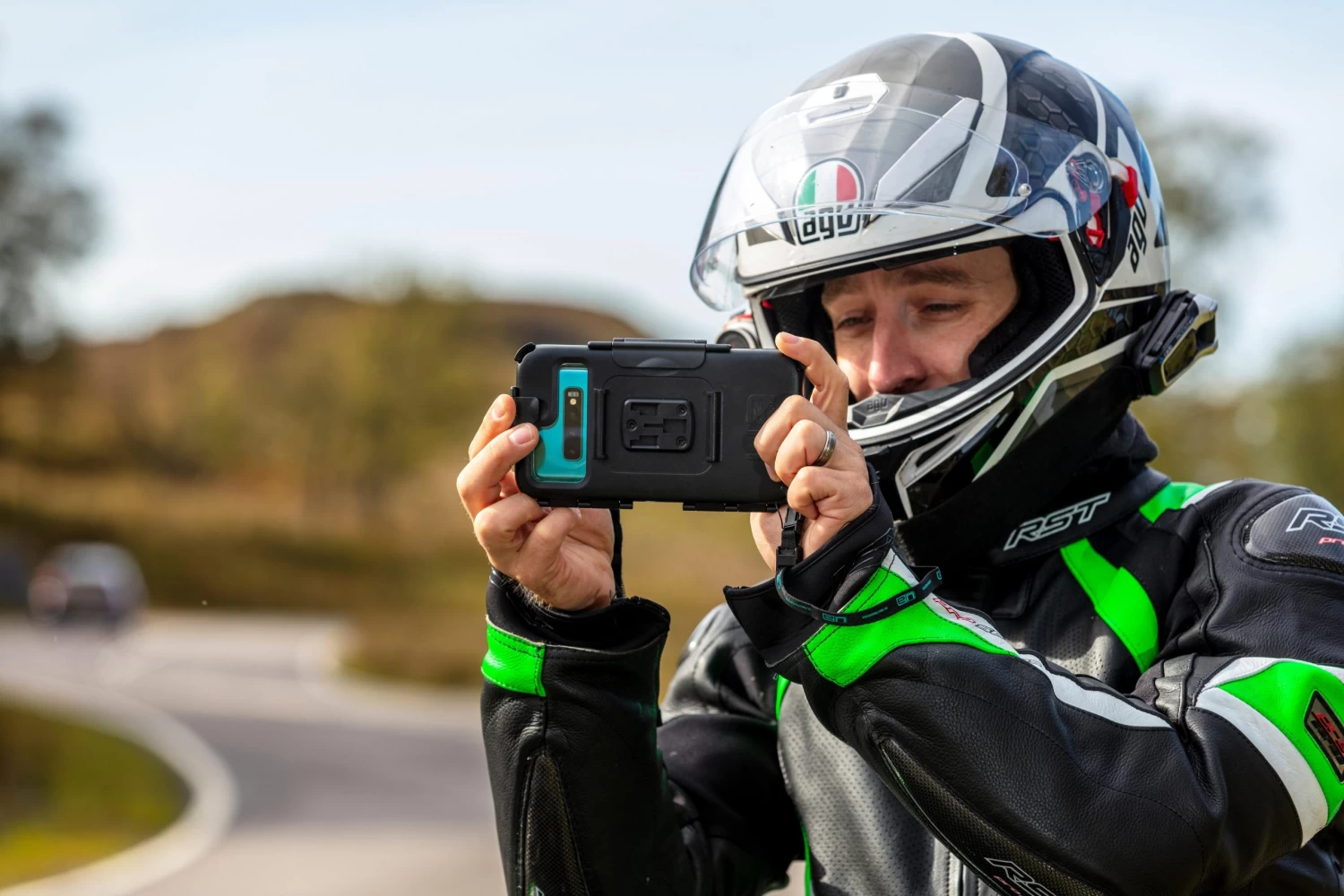 Ultimateaddons Samsung S10 Motorcycle Mount Case 6 Ultimateaddons Samsung S10 Motorcycle Mount Case - Image 4