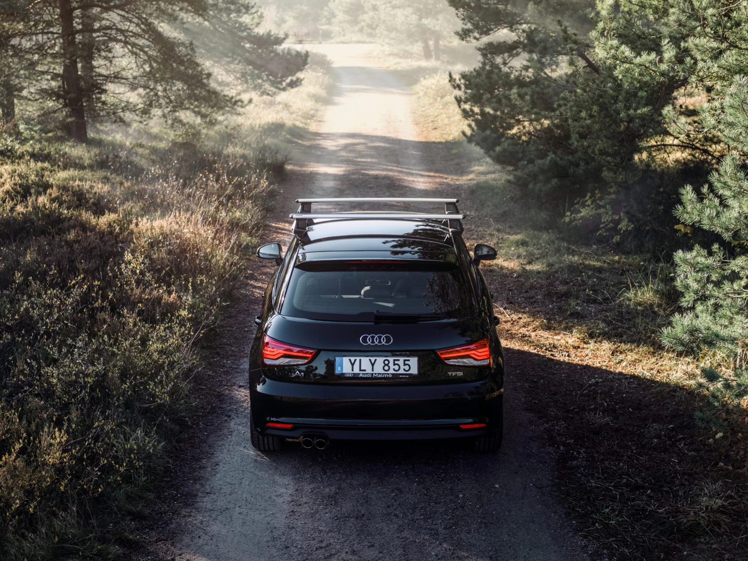 Thule Wingbar Evo 127cm Roof Bars - Aluminium - Pack Of 2 9 Thule Wingbar Evo 127cm Roof Bars - Aluminium - Pack Of 2 - Image 7