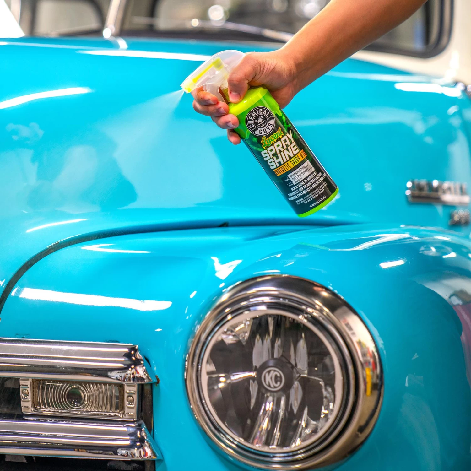 Chemical Guys Lucent Spray Shine Synthetic Wax 16oz 5 Chemical Guys Lucent Spray Shine Synthetic Wax 16oz - Image 3