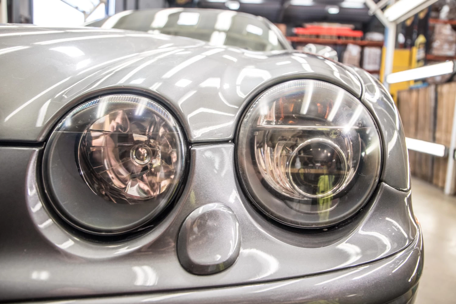 Meguiars 2 Step Headlight Restoration Kit 9 Meguiars 2 Step Headlight Restoration Kit - Image 7