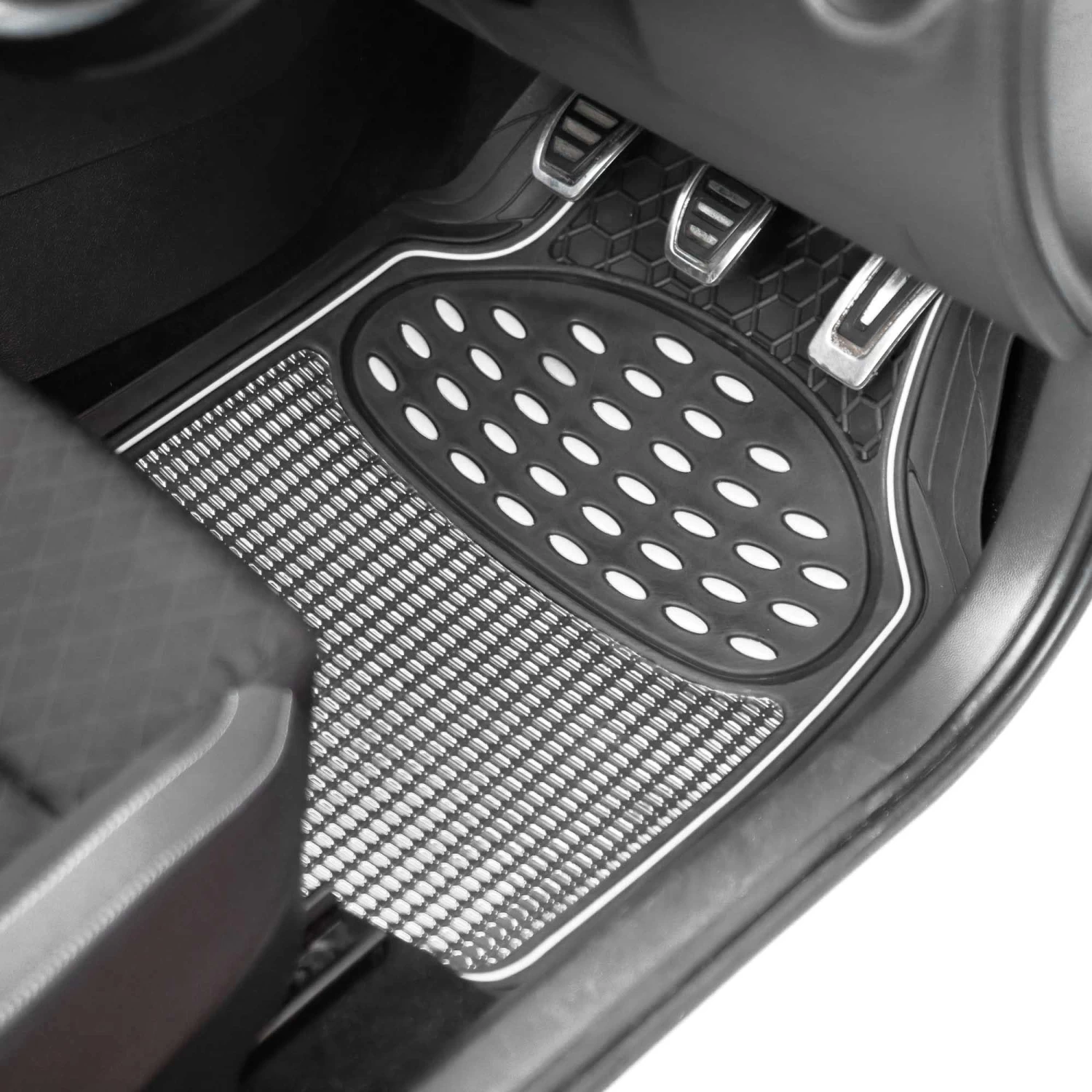 Streetwize 4 Piece Heavy Duty Metallic Style Mat Set - Black & Chrome 4 Streetwize 4 Piece Heavy Duty Metallic Style Mat Set - Black & Chrome - Image 2